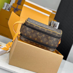 루이비통 도프 키트 모노그램 마카사르 샤프론 오렌지