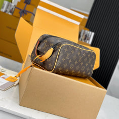 루이비통 도프 키트 모노그램 마카사르 샤프론 오렌지